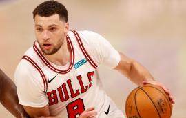 1625886604231062200.jpg Zach_Lavine_1.jpg